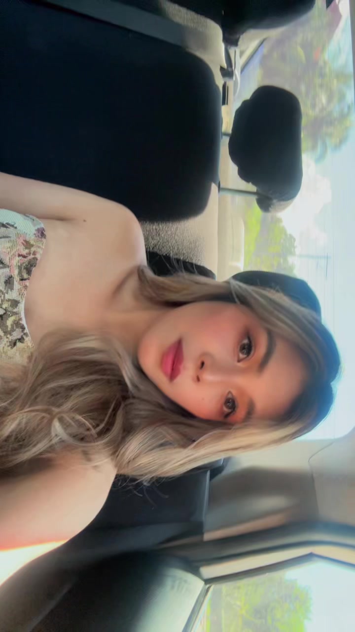 @Host Laica ๐ฉ๐ซ