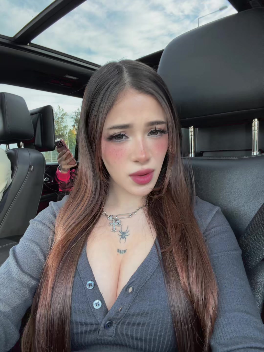 @Katteyes