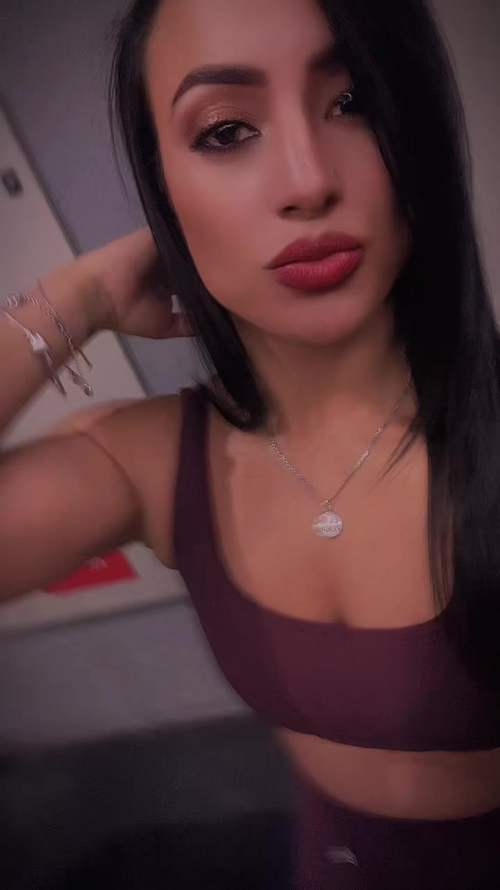 @Burgu&Ecirc;sinha 👑🩷