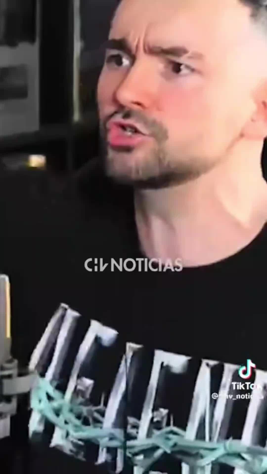 @gato.con.bolas