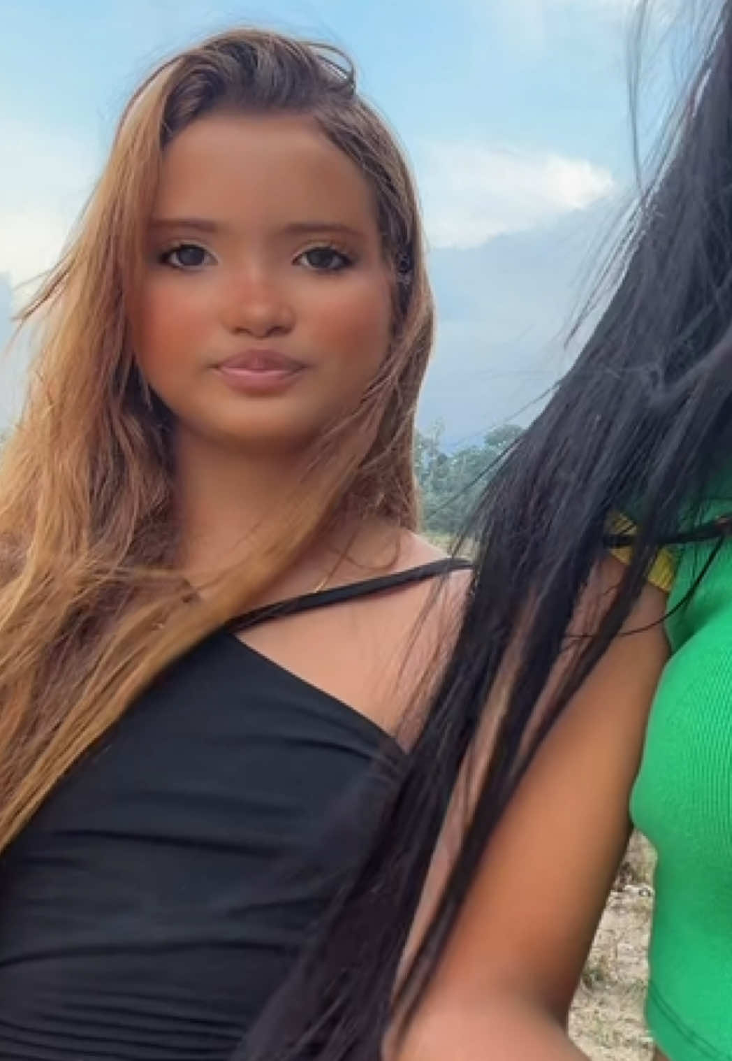 @Sophia terra oficial🦋