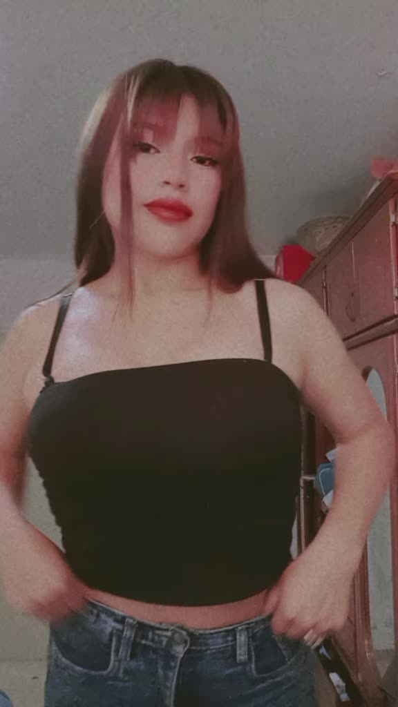 @chynisS