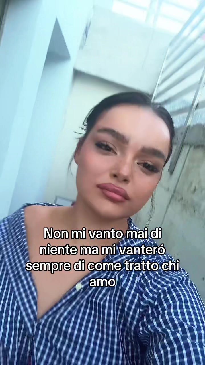 @Lara โก