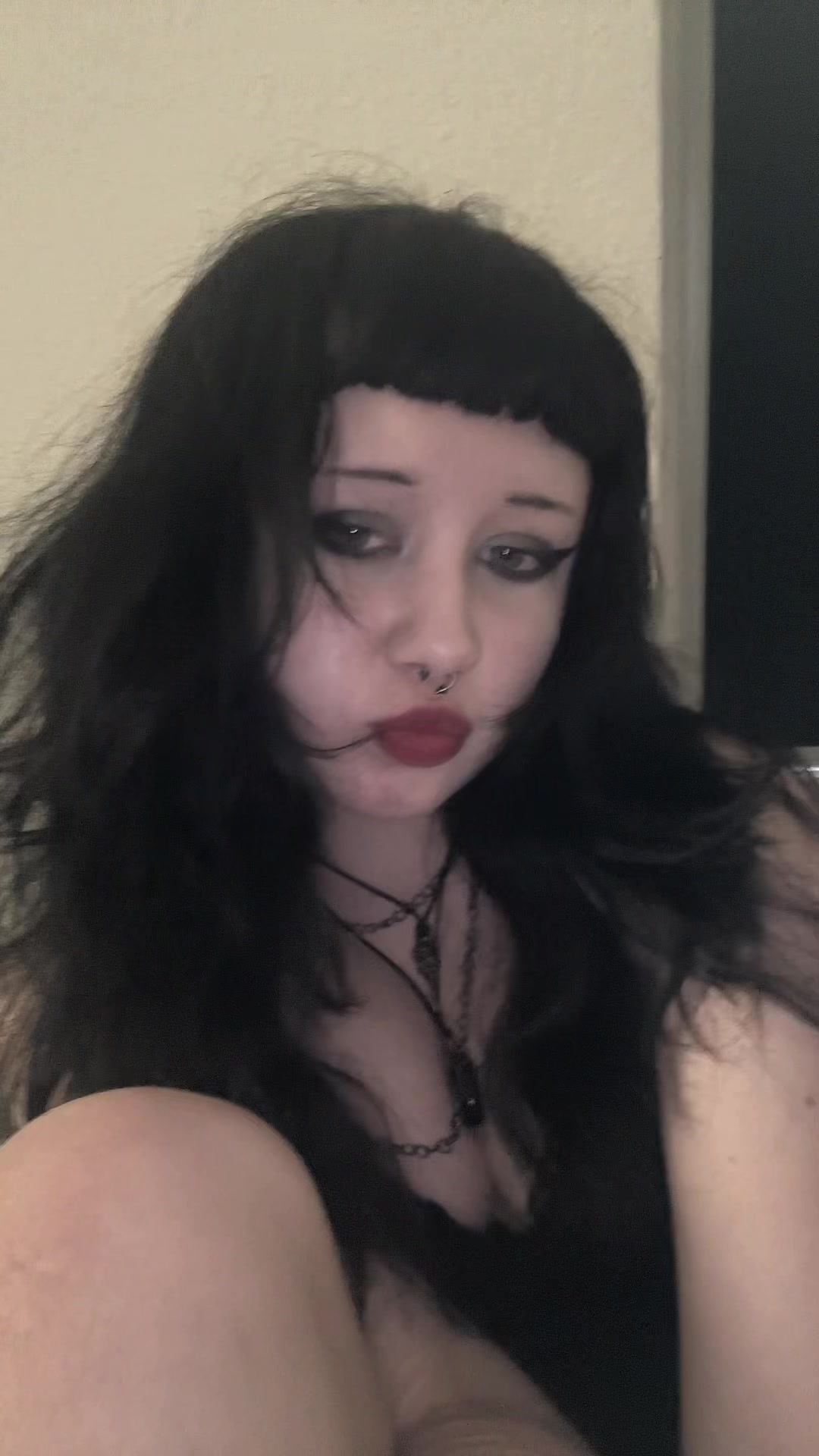 @Skylaxxc