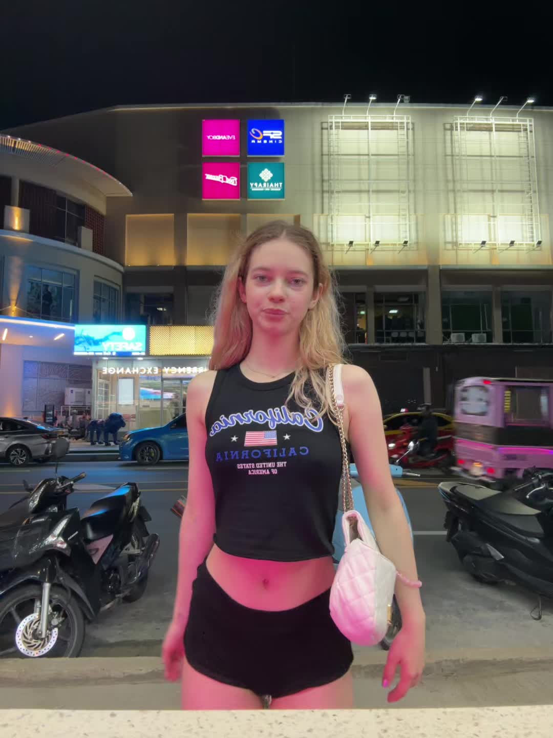@Vikakoshechka