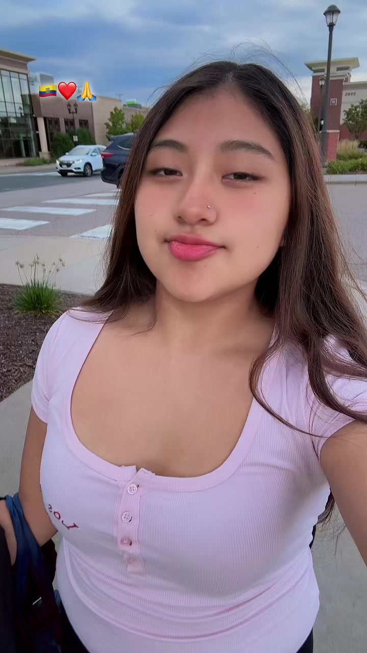 @EMILY 💞