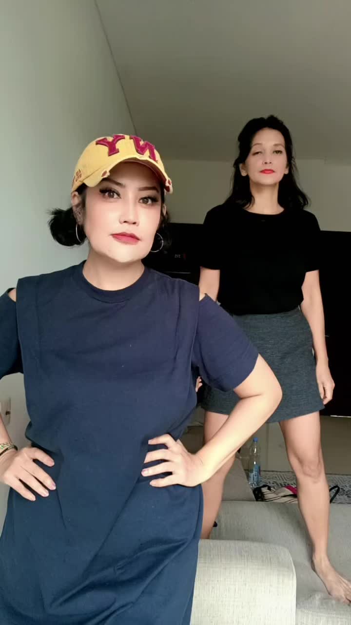 @Ayunee1111