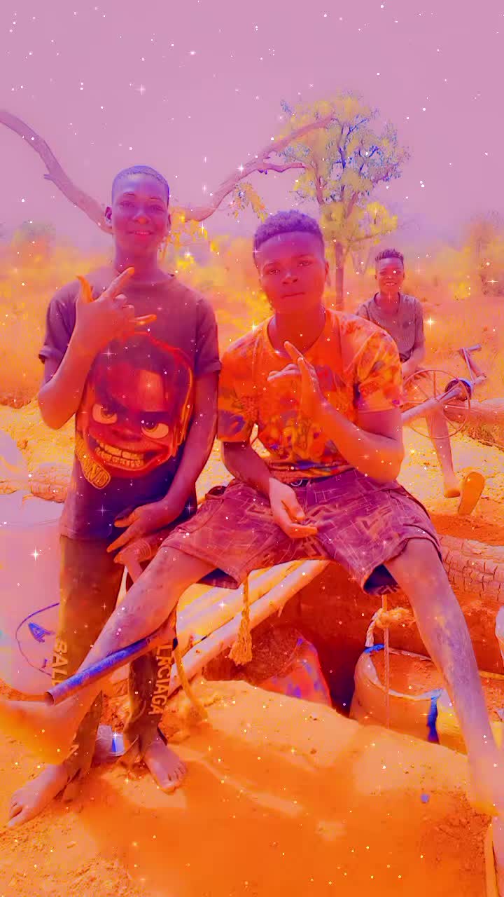 @user768567765119