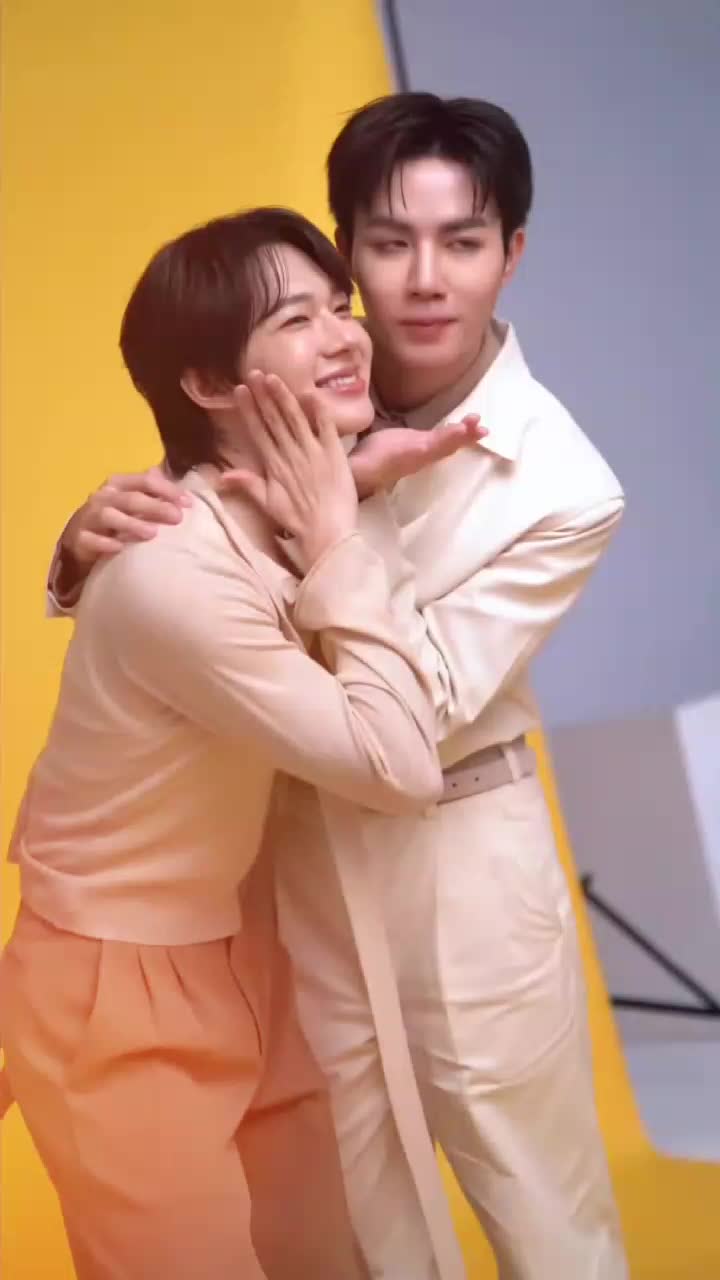 @Mita_ซีนูนิวZonZon🐺😺