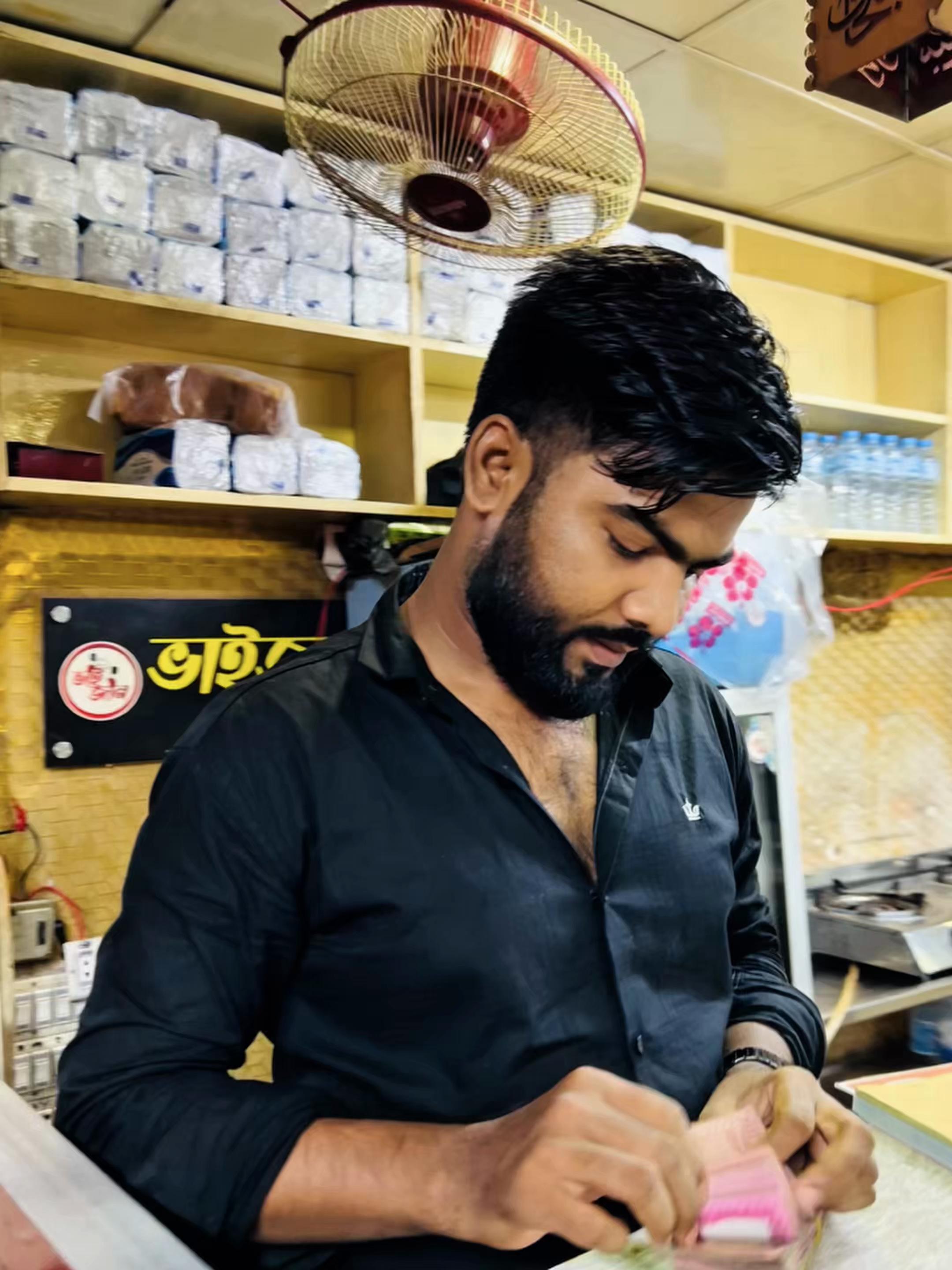 @ভাইজান রেস্তোরাঁ🍽️🥗 লোহাগাড়া