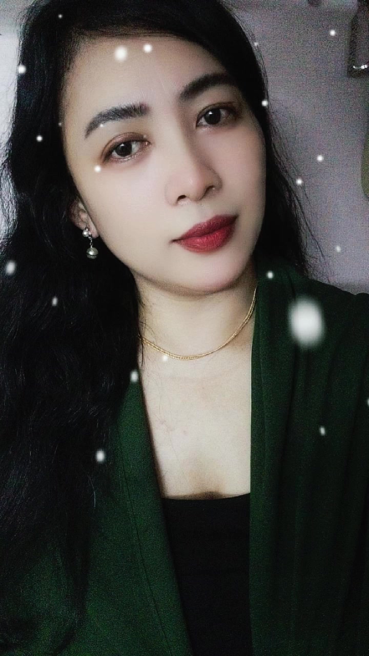 @Ling Ling🇲🇨🇭🇰