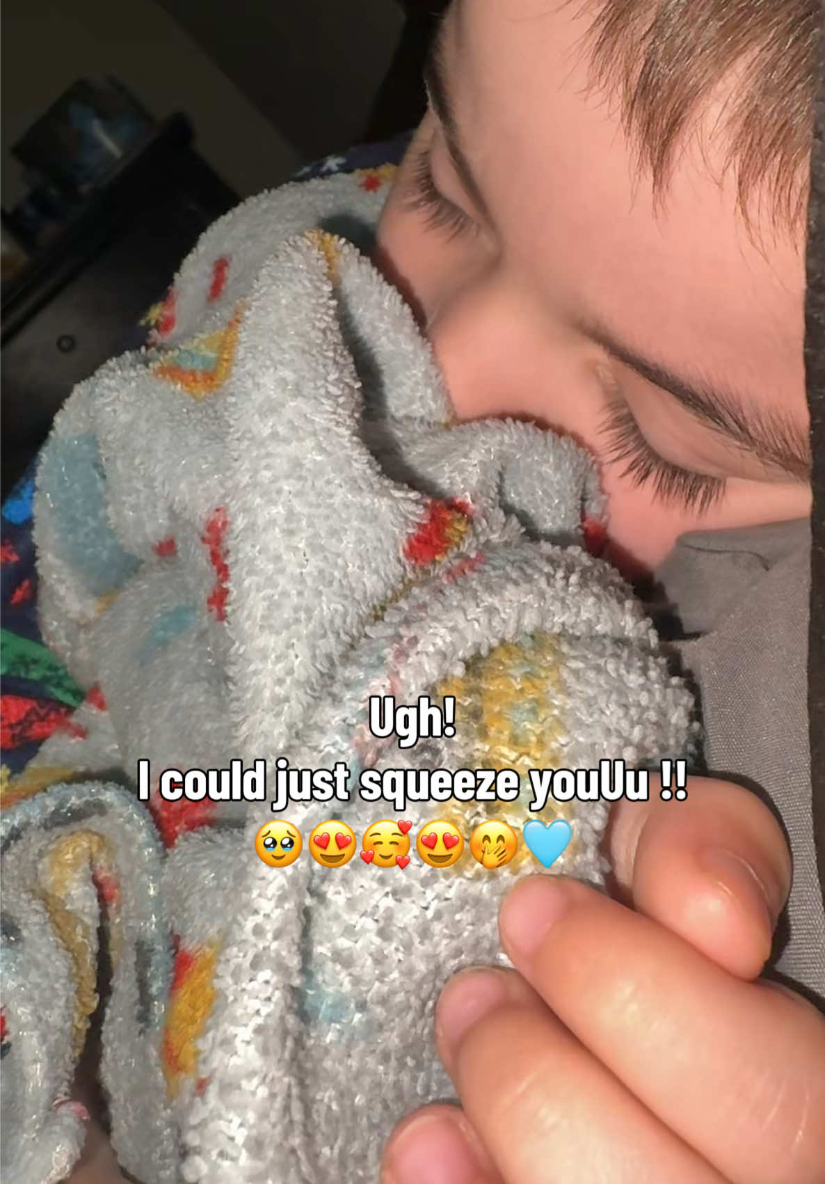 @THATCOOLMOMG