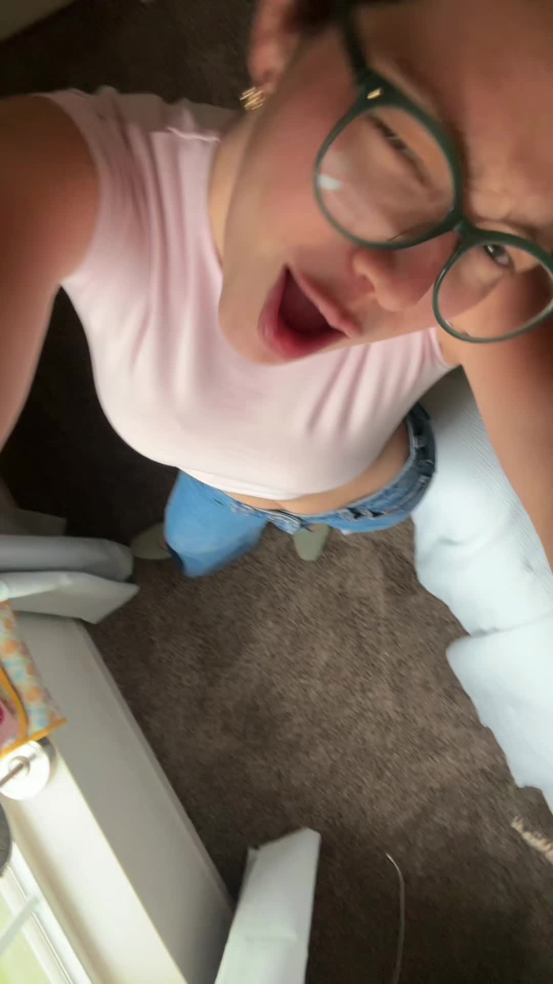 @sheiii.H