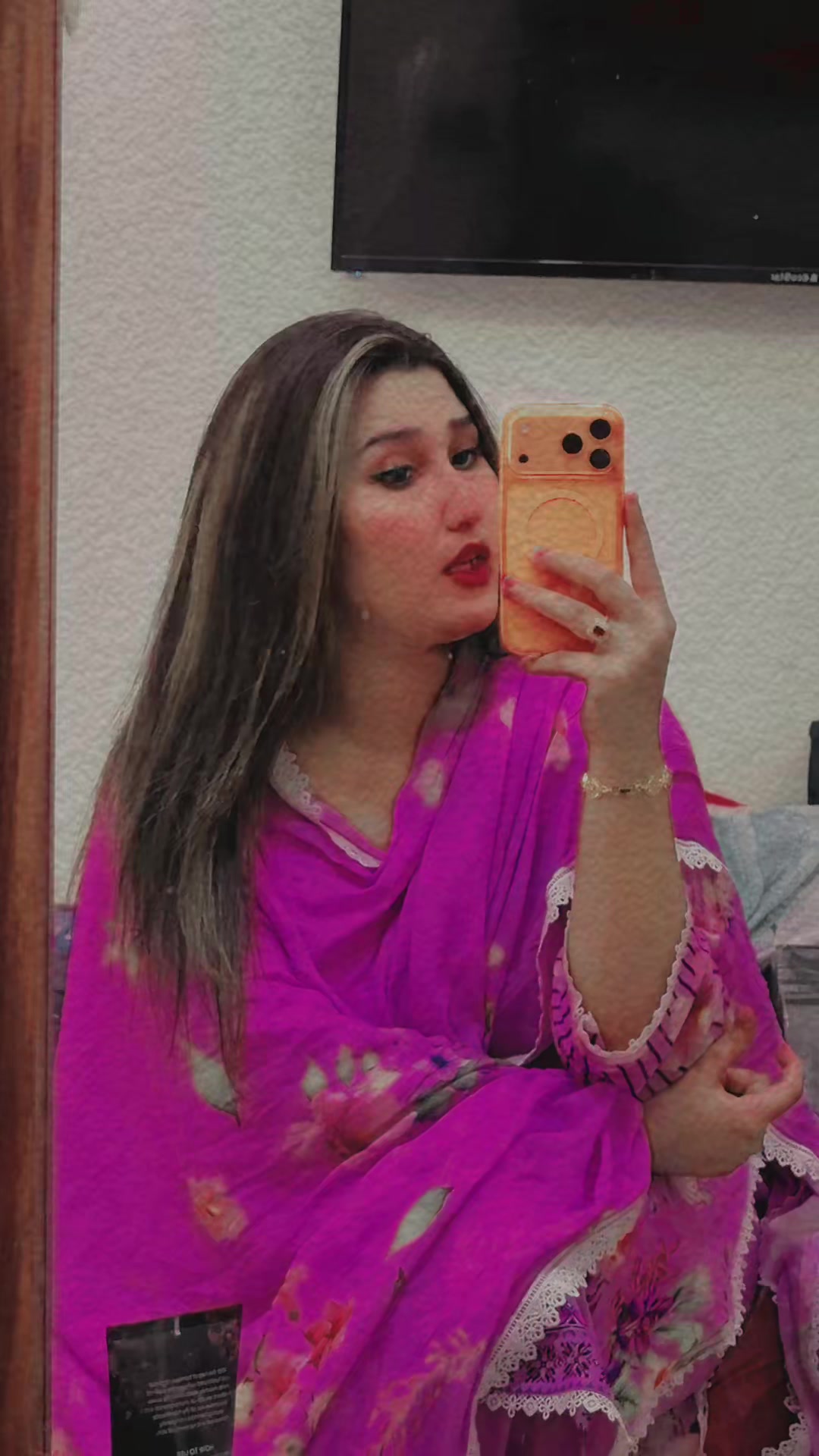 @Punjabi Kuri 🥻