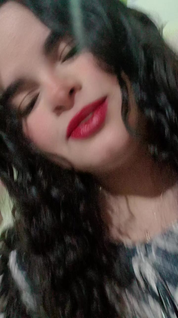 @Nicoly Drews