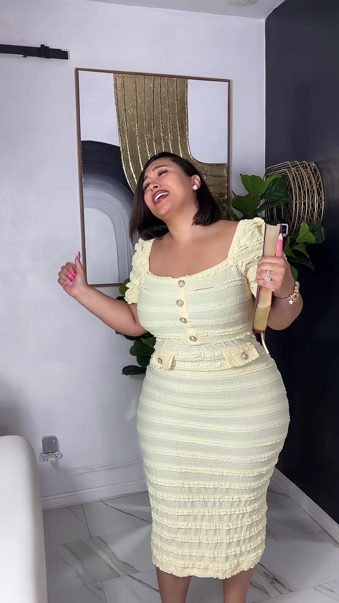 @YourAuntieMoe