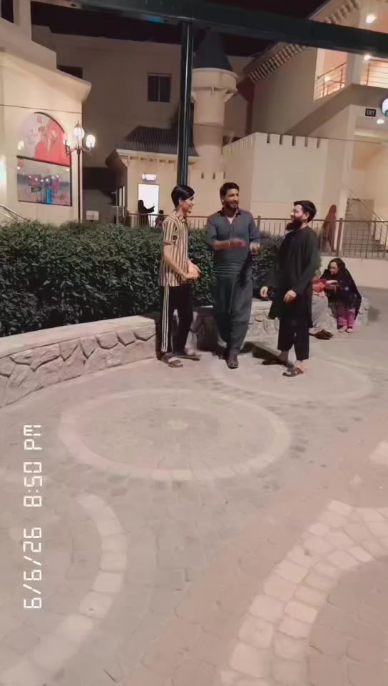 @Humza Bhatti