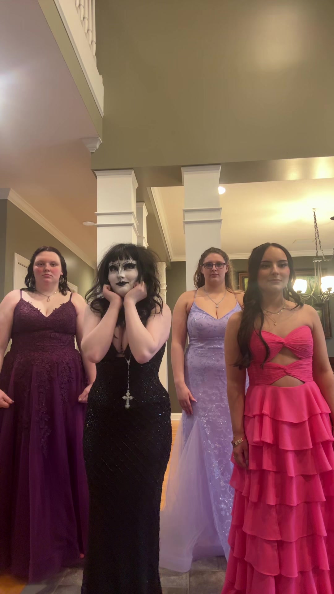 @🦇☥ ᘿᒪᒪᗩ ☥🦇