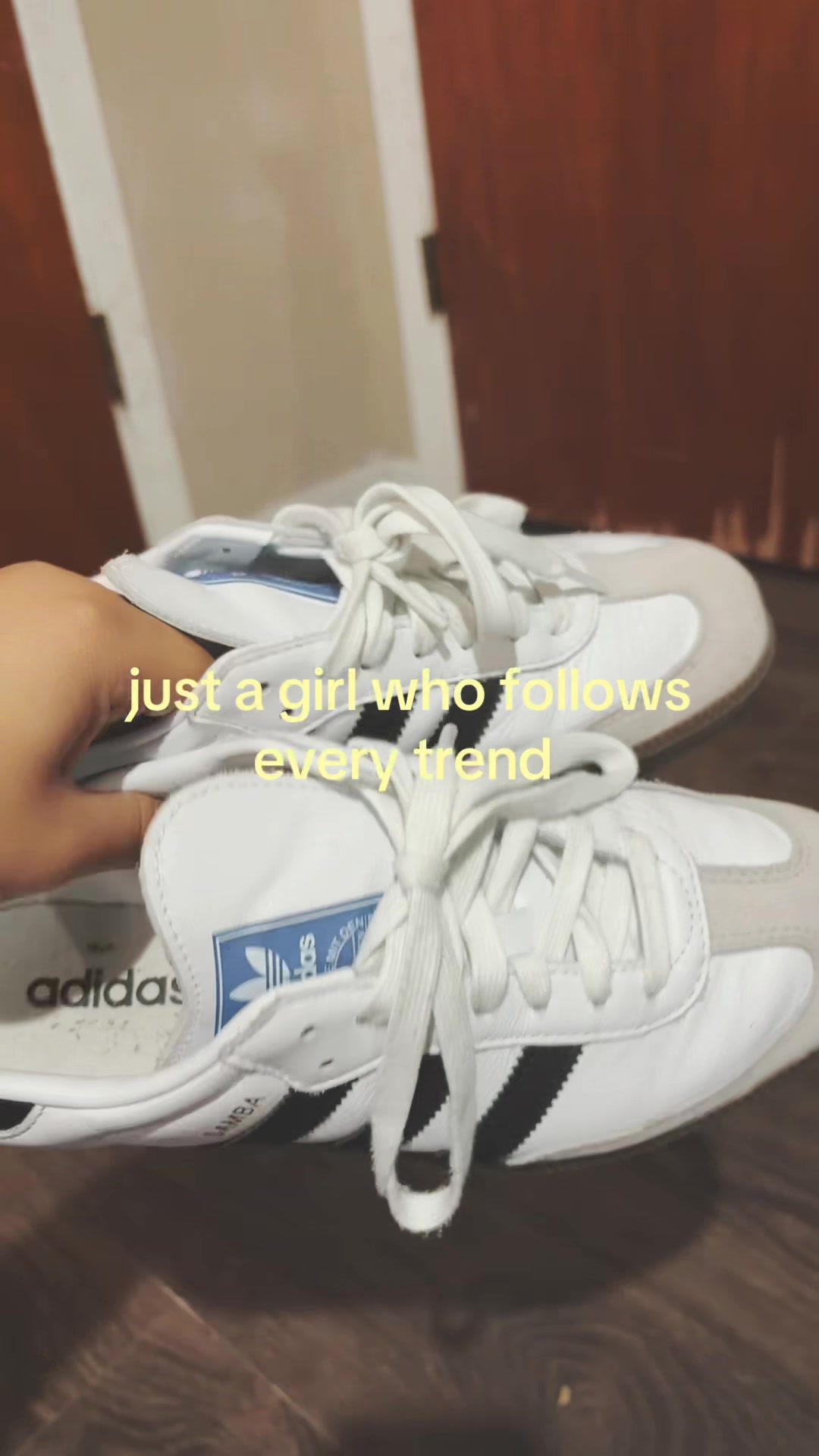 @ᥫ᭡