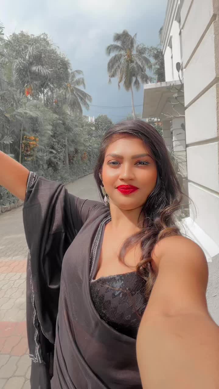 @♥️QUEEN BBH♥️ Nishu fashion🎀