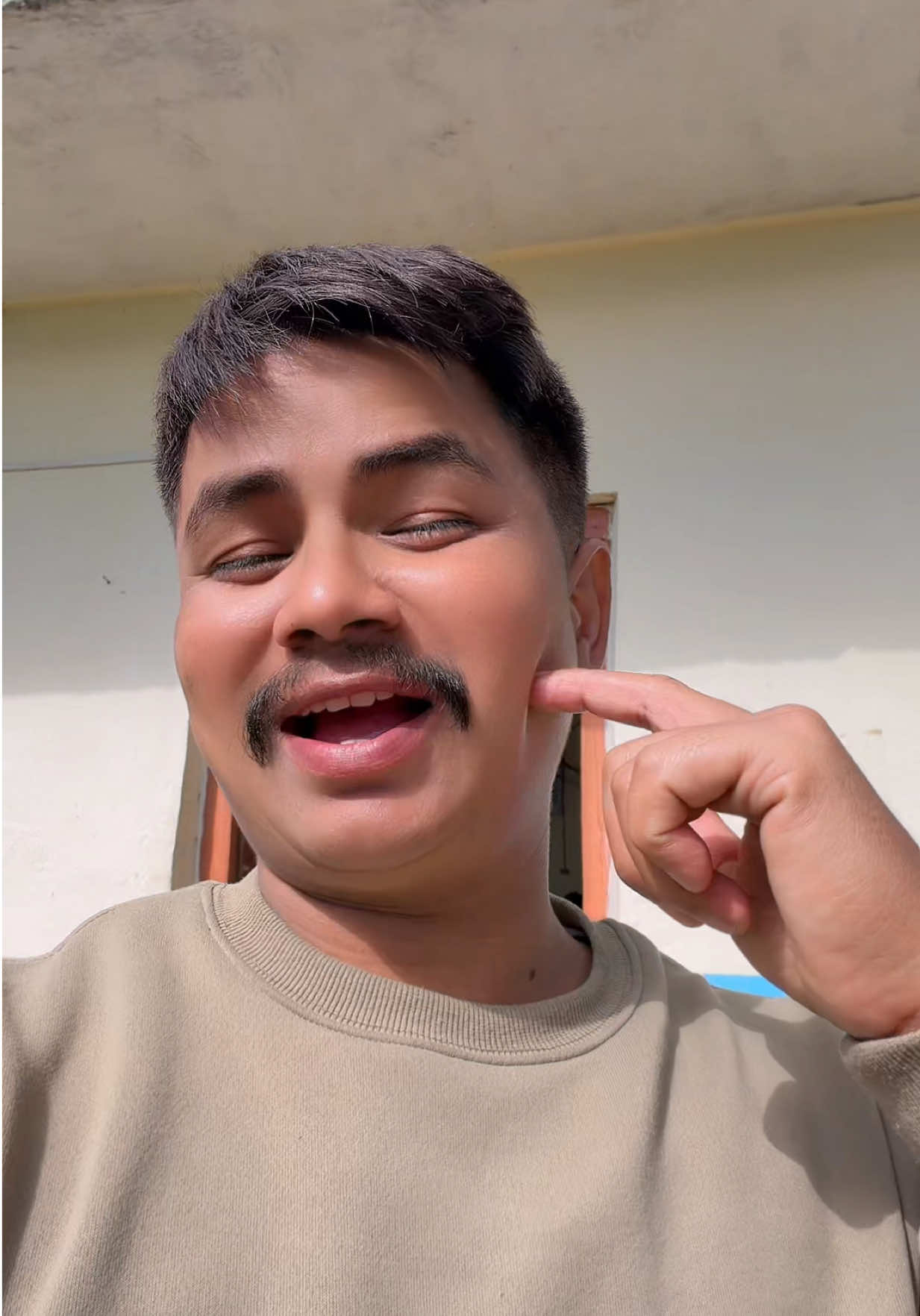 @Amit jung kunwar🕉️🎤✅