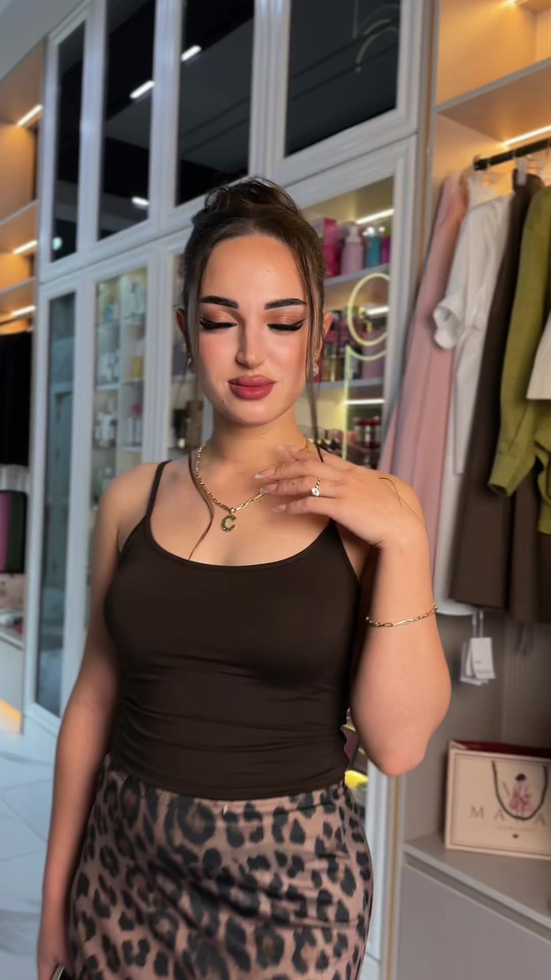 @eneshloren