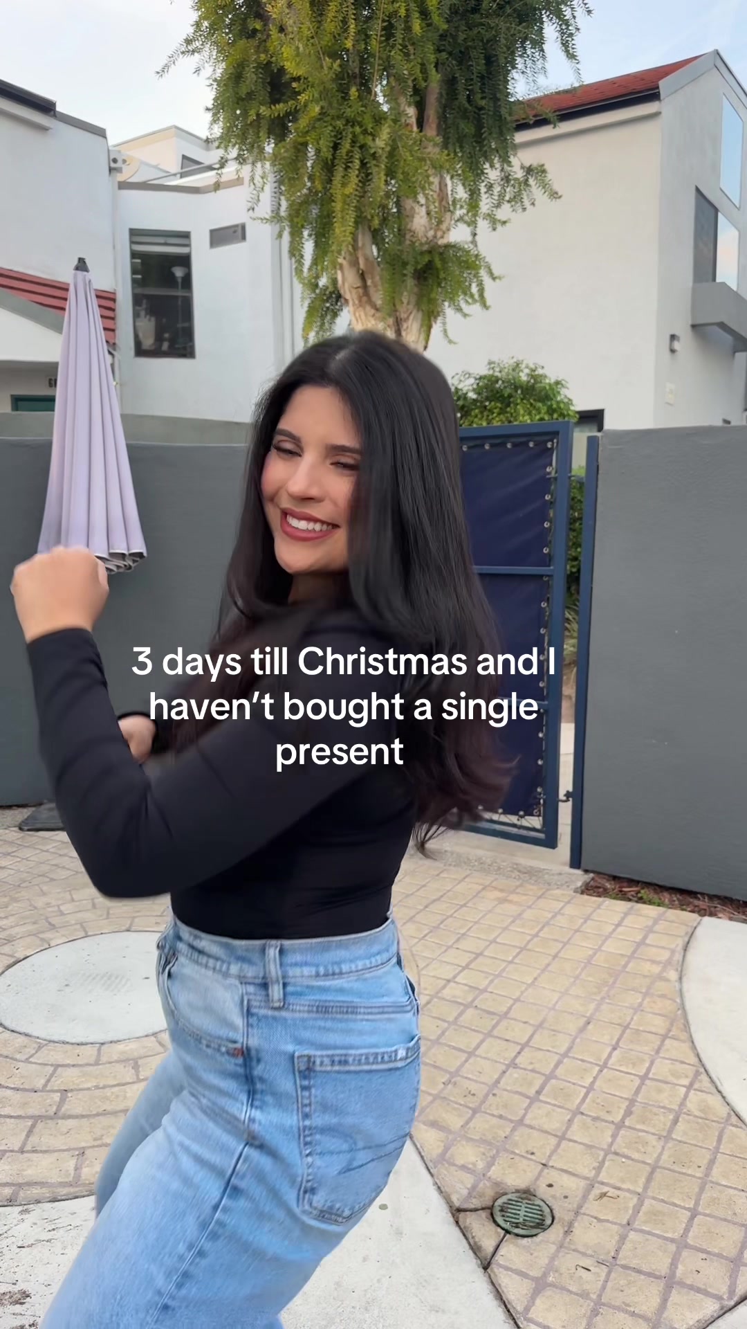 @Tania