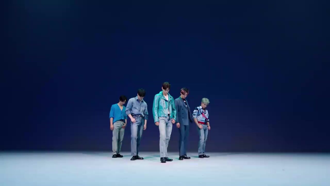 @AROHA🌟STAY🖤ARMY💜