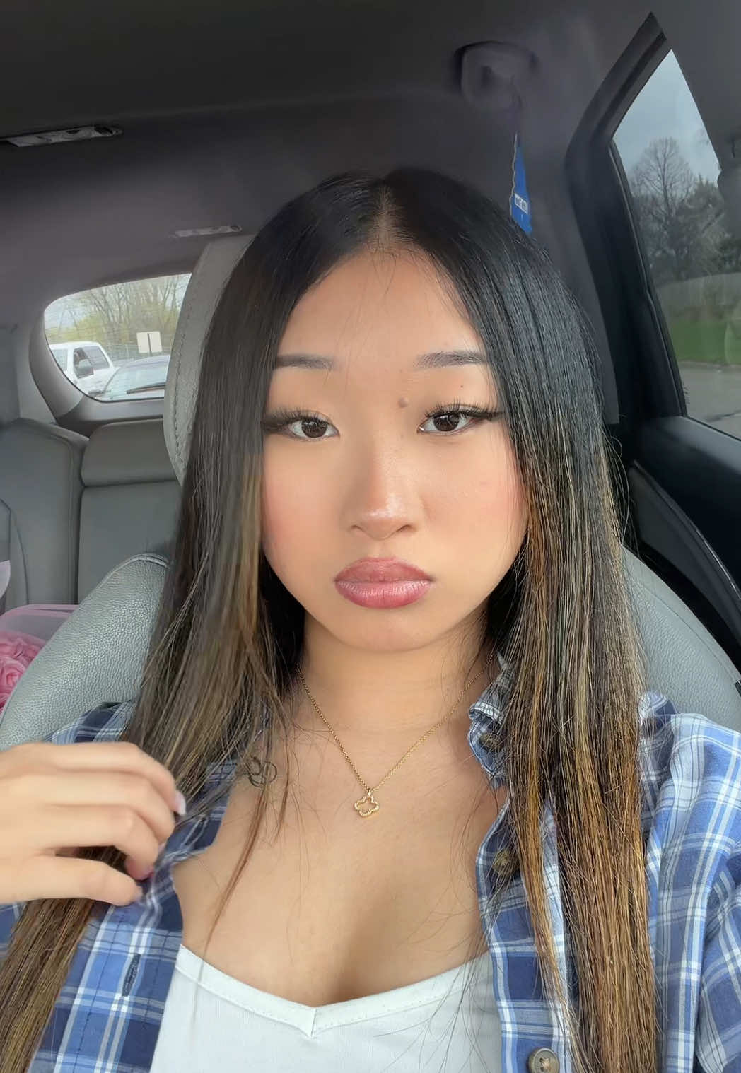 @𝓎