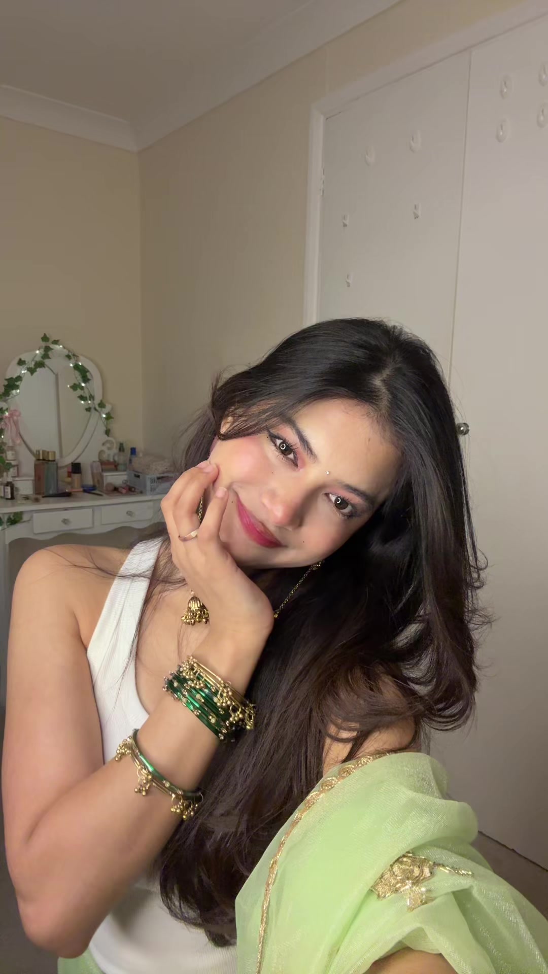 @Simmiyaiii