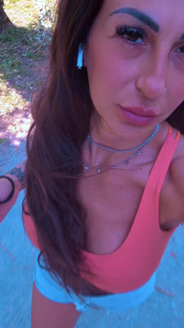 @Gabriella.ti segue