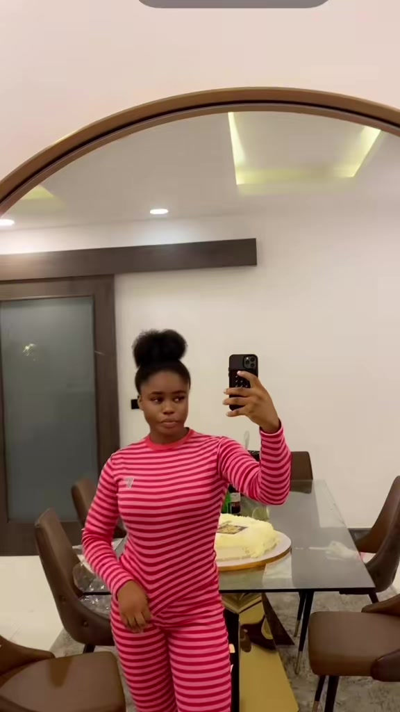@Estherdee♏🦂