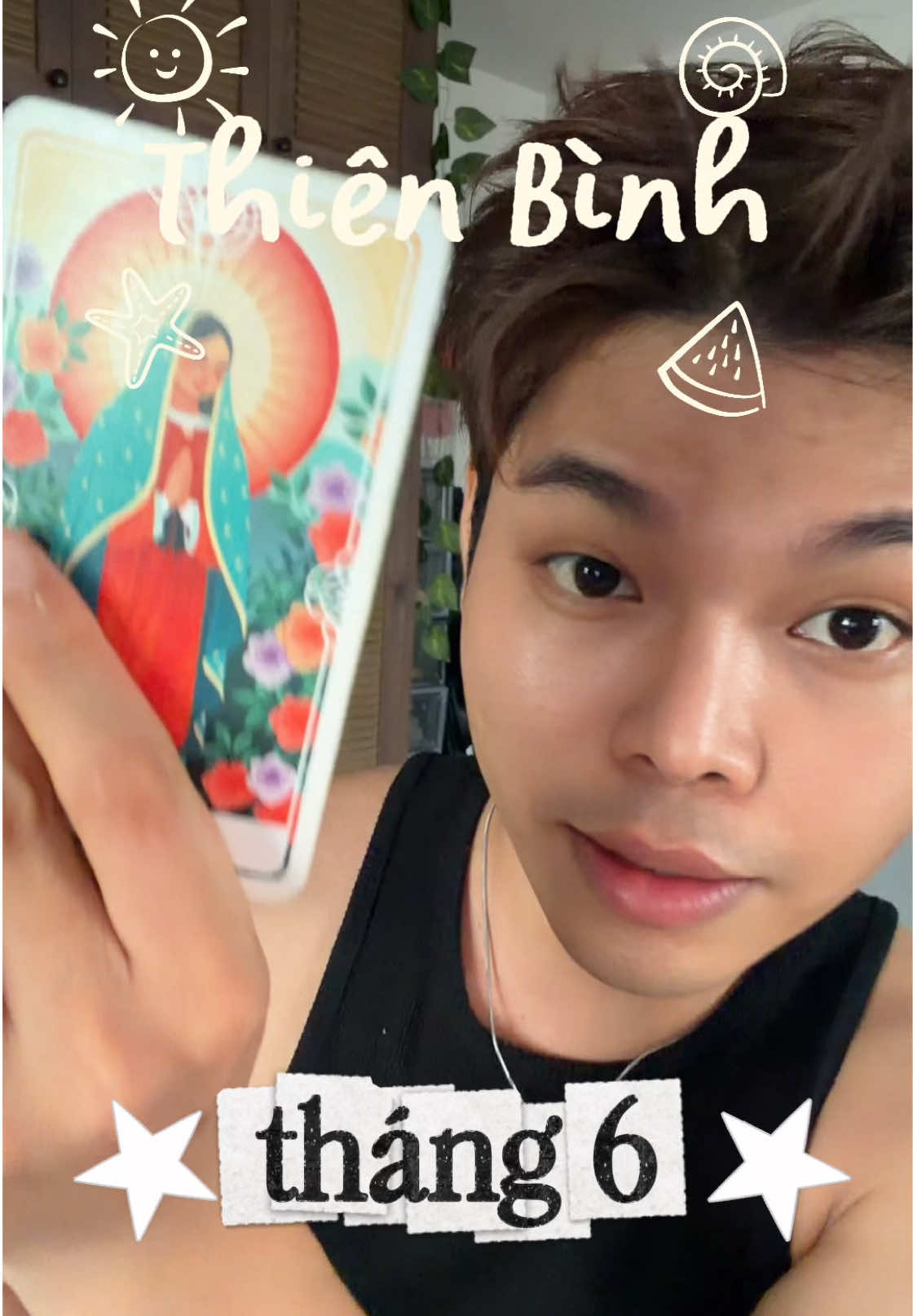 @Một chiếc &ocirc;m nhỏ ch&iacute;u