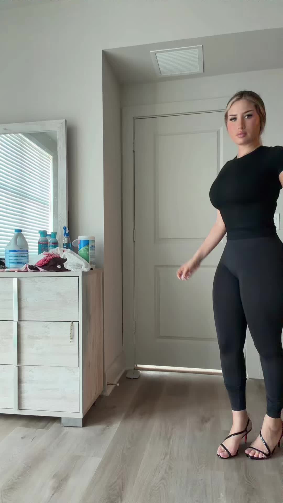 @lookitsvicky
