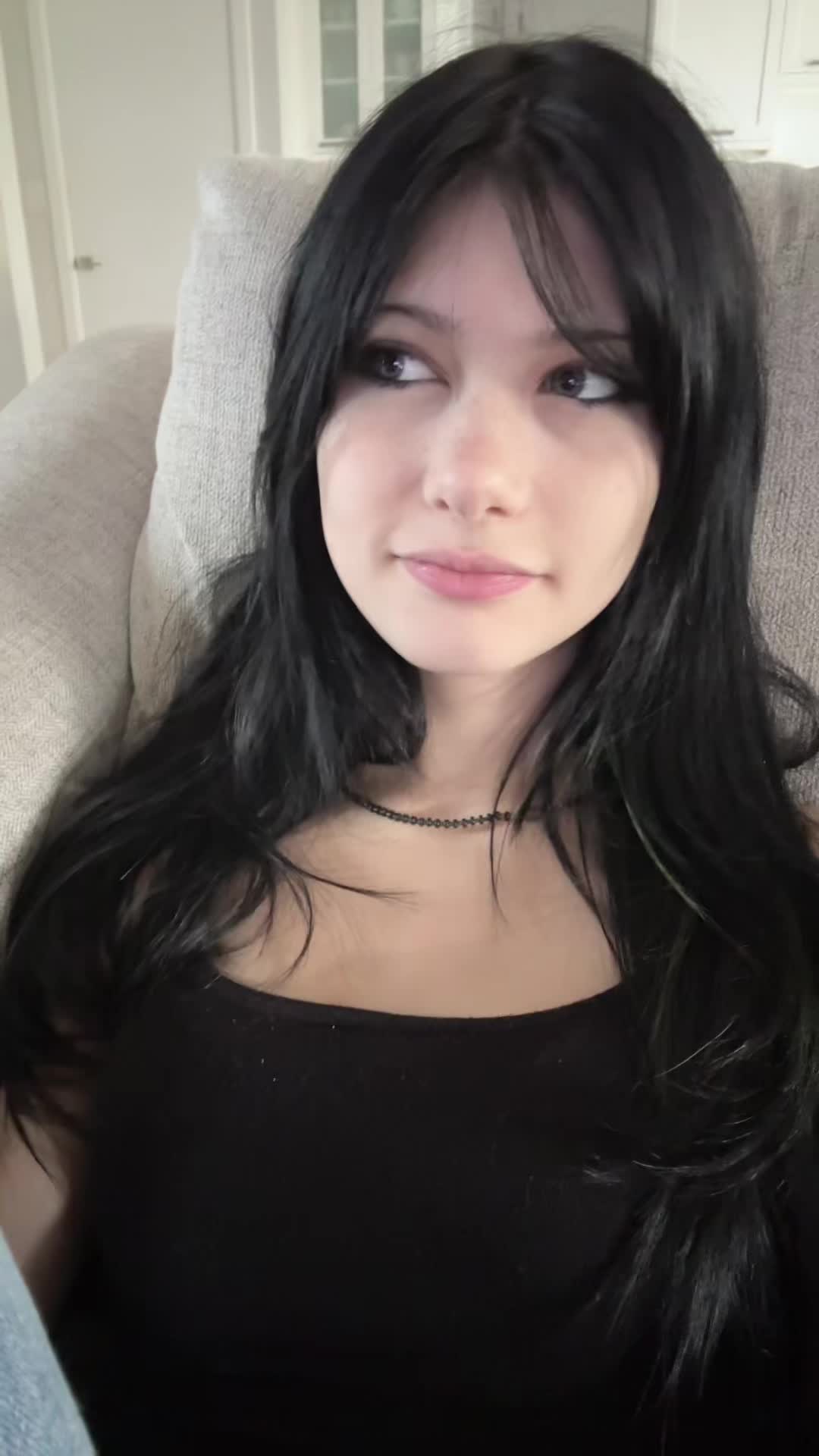 @OLIVIA🦇