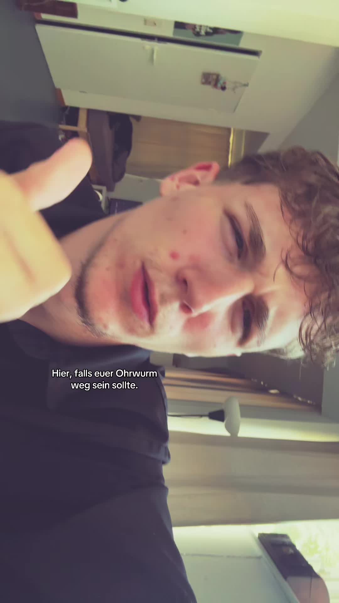 @&AElig;👑