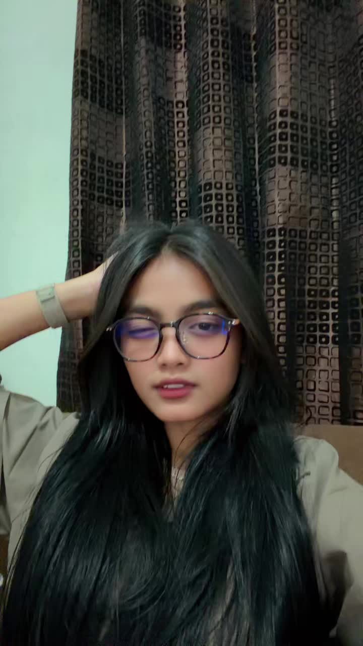@allyizaz_