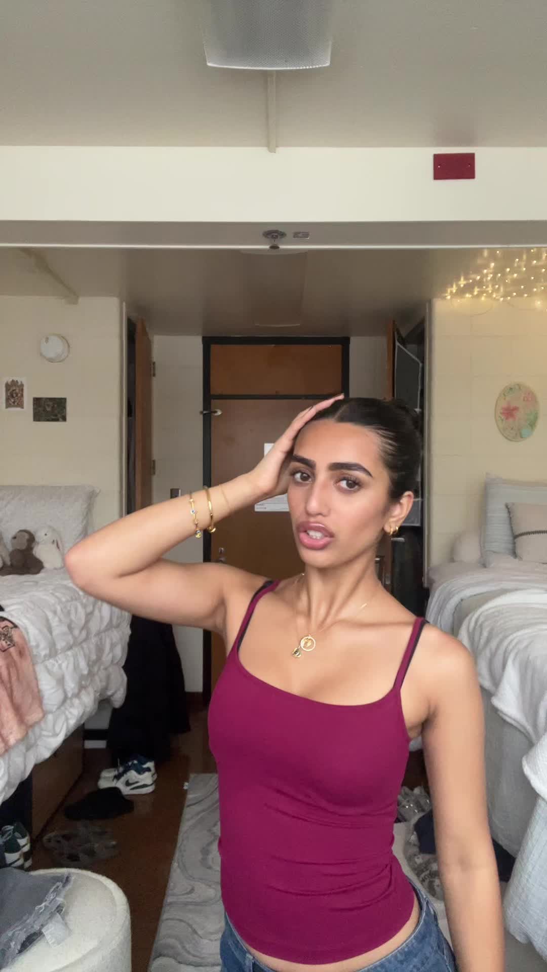 @anya