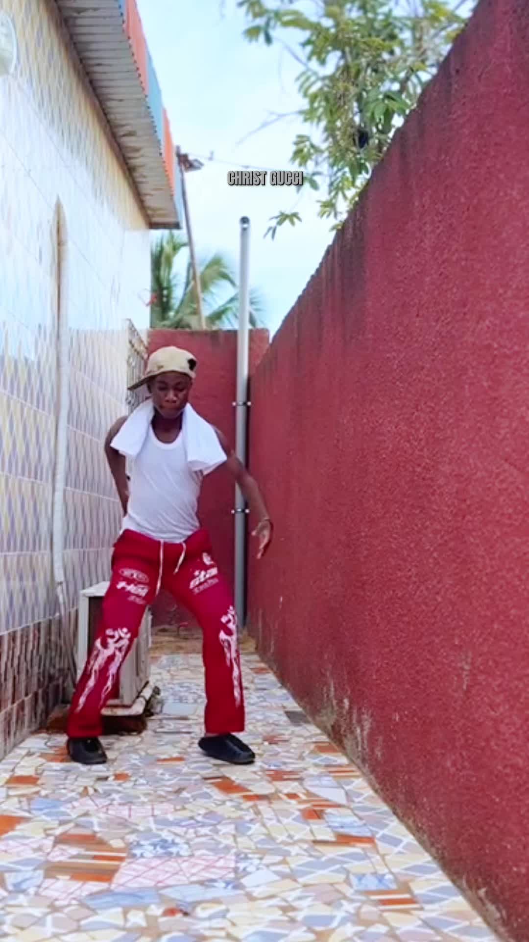 @Christ Gucci officiel 🇨🇮
