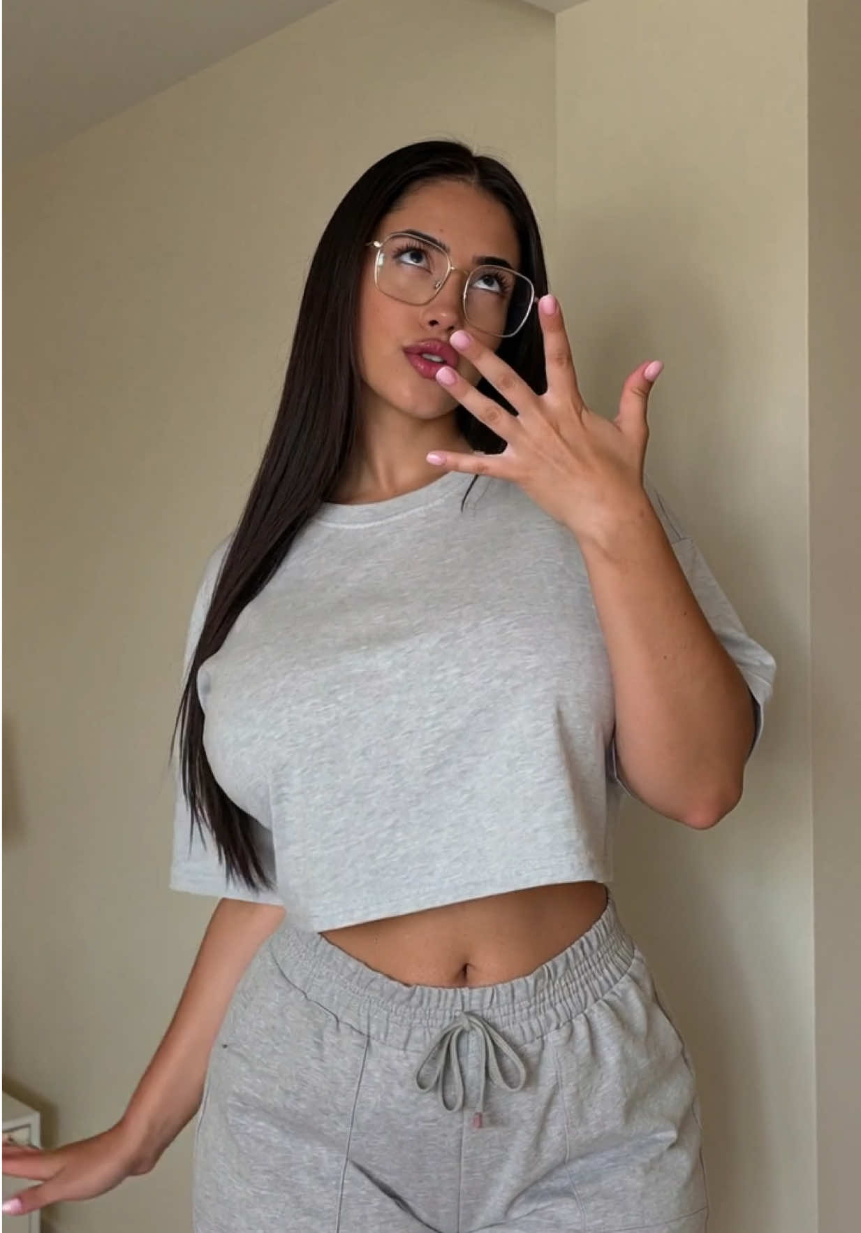 @Alessia Besos