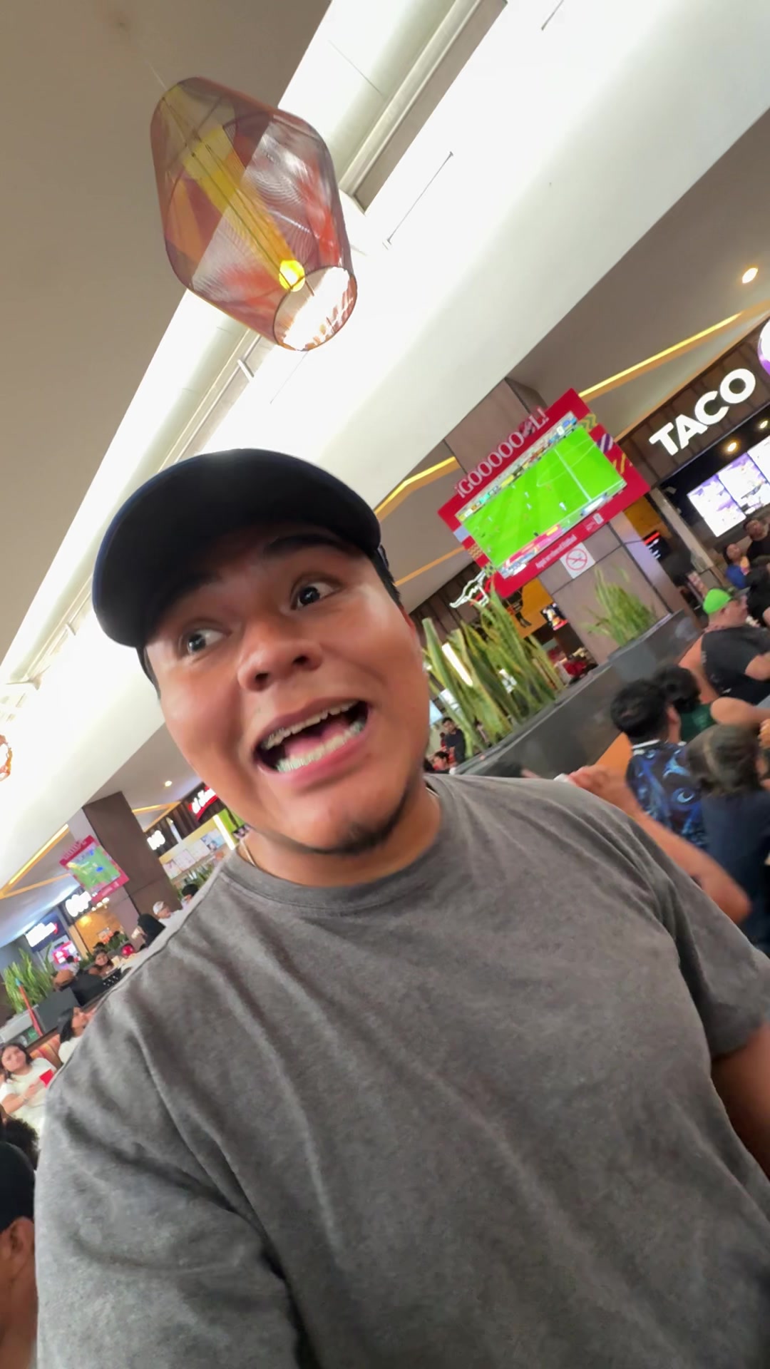 @Josh Alonzo 🤩 | ChuladaMayor