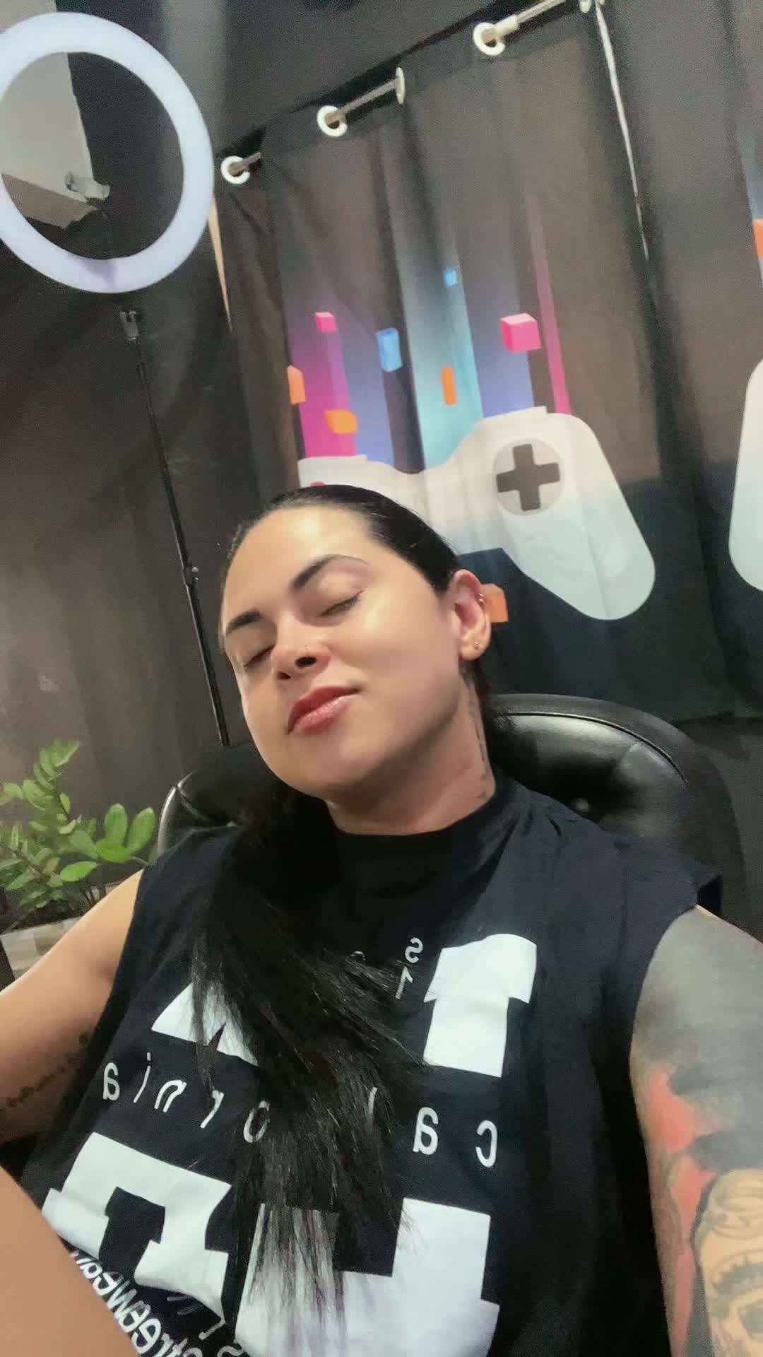 @MAI MUNIZ
