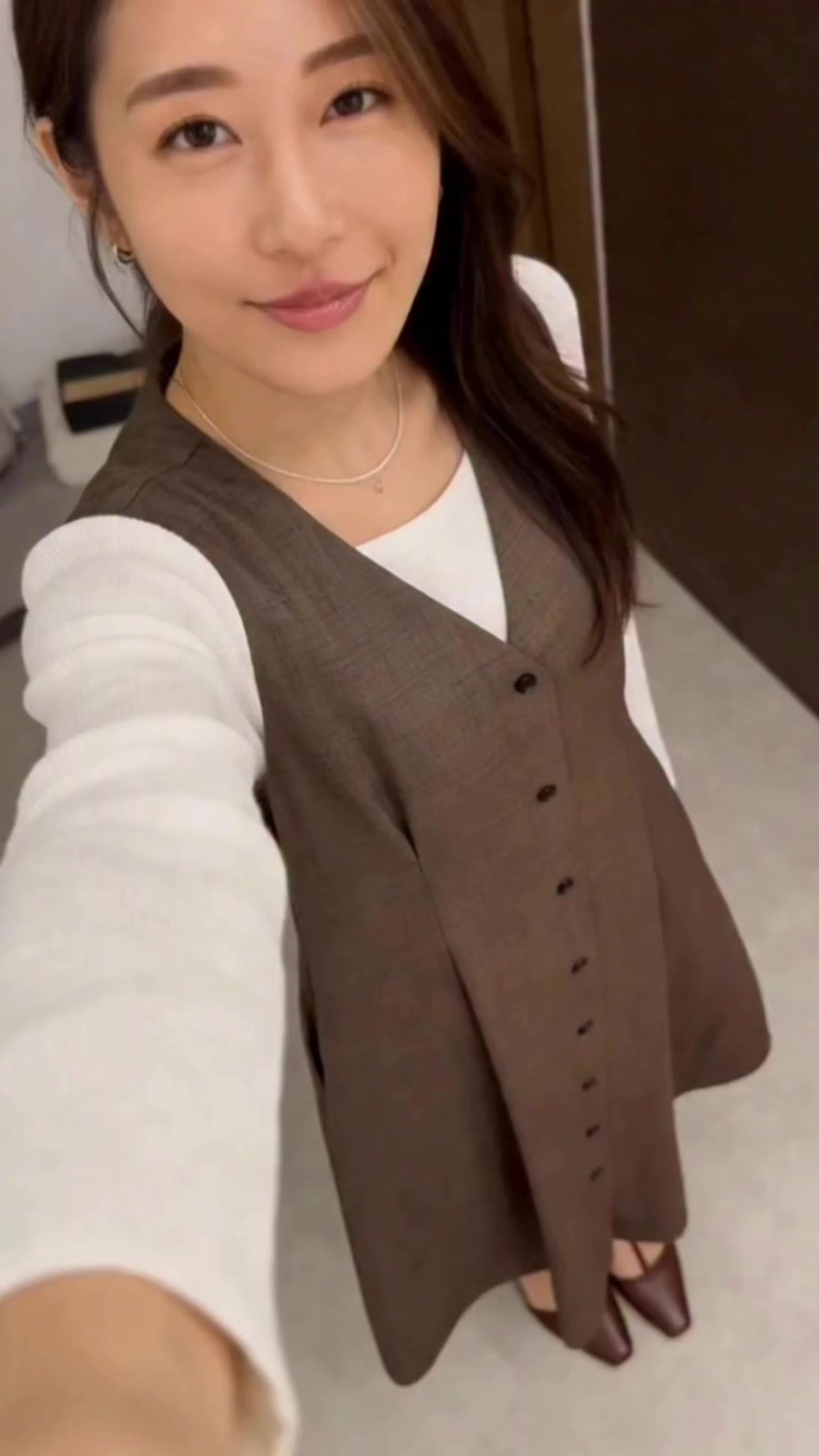 @笑いと目を