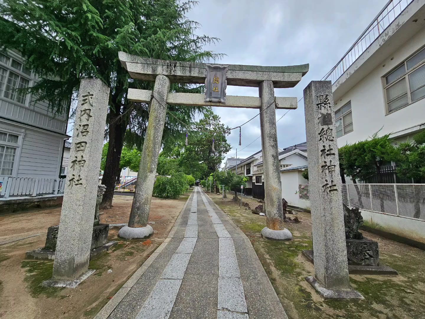 @まぁ