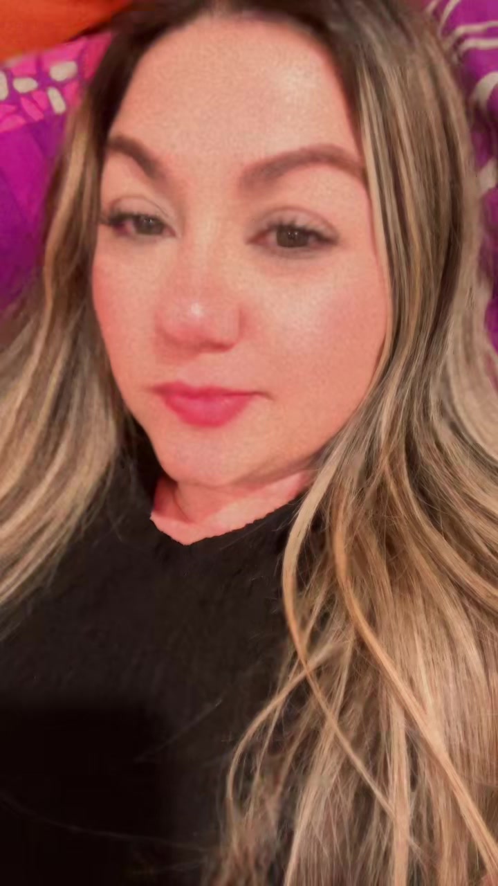 @Angelica González