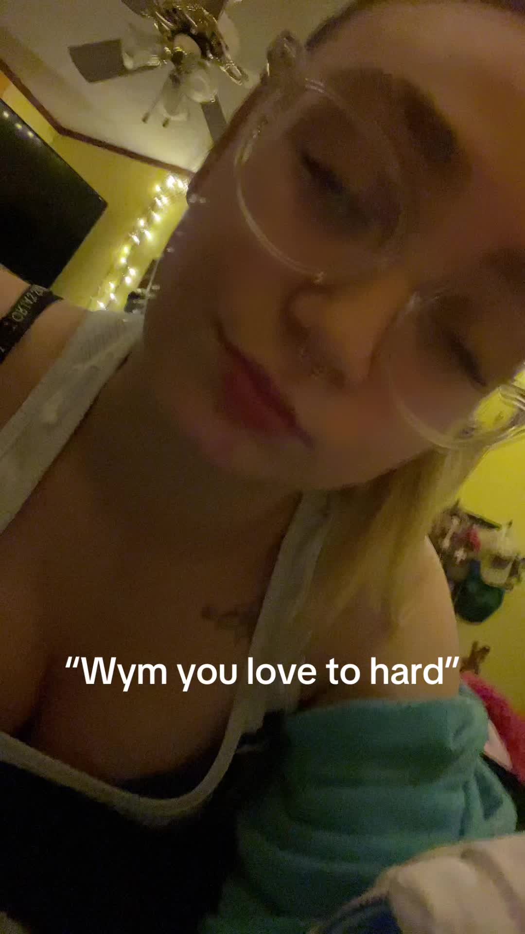 @😻