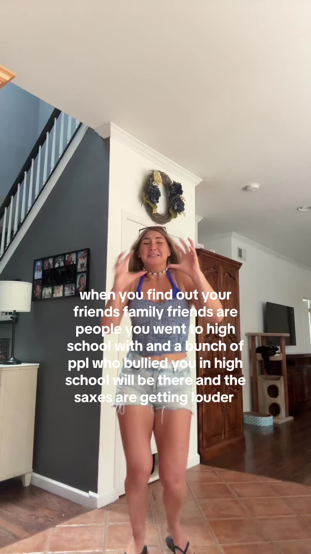 @Lindsay Sentochnik