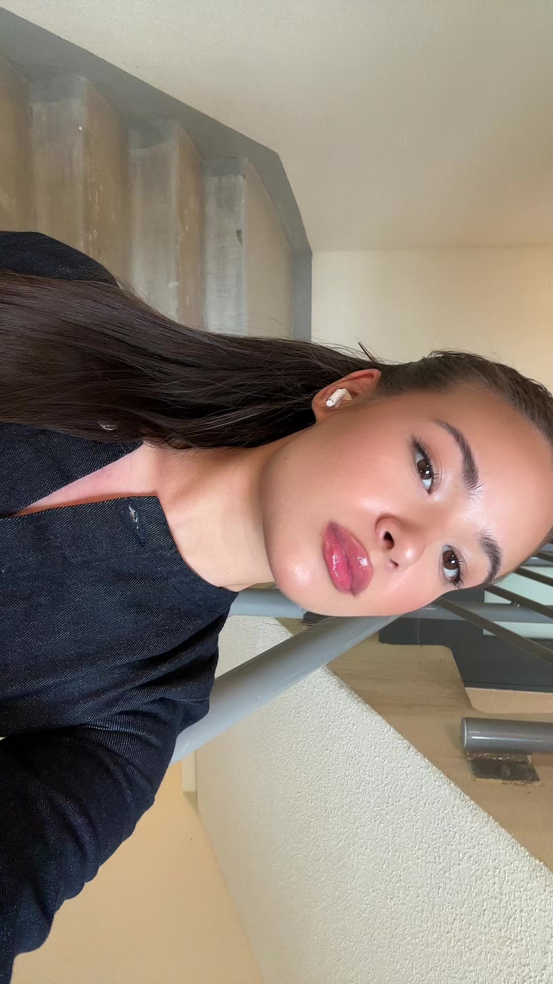 @AM