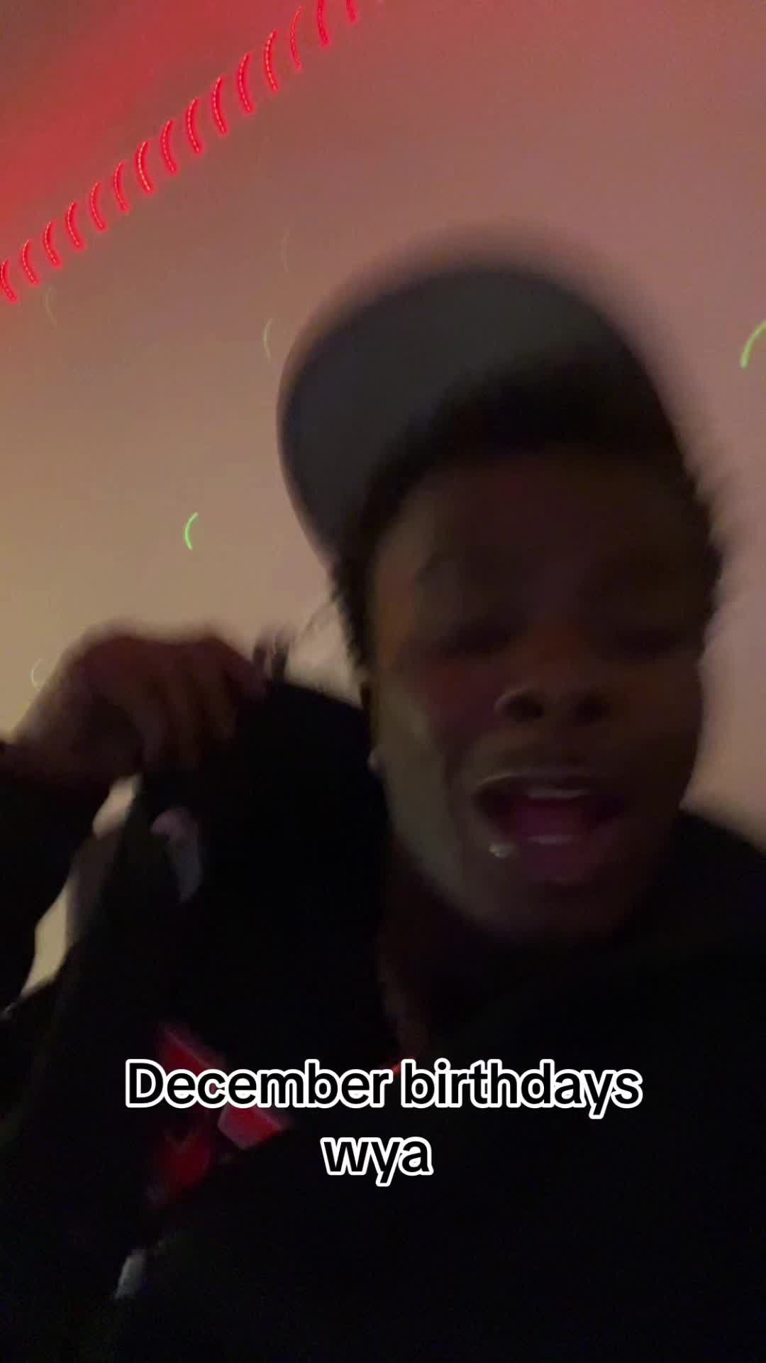 @DEE🖤🐐