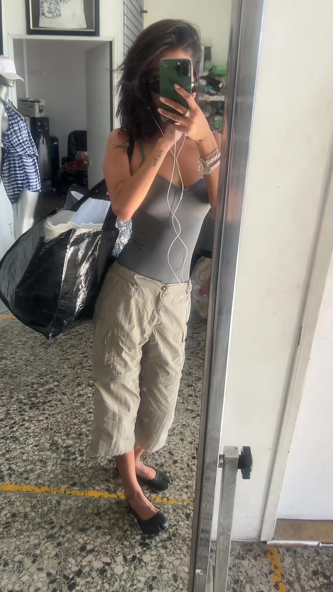 @iz